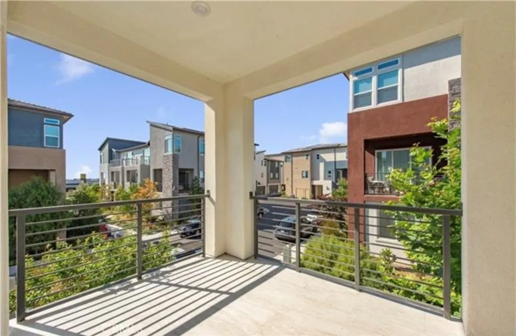273 Lynx, Irvine, California 92618 — photo 4