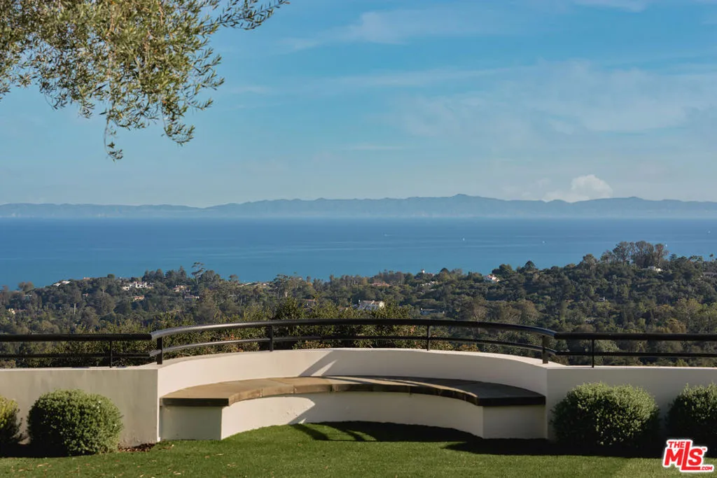 Ocean & Island View