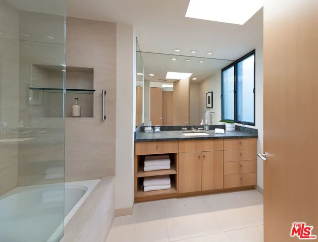 En Suite Guest Bathroom