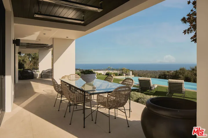 Dining Terrace