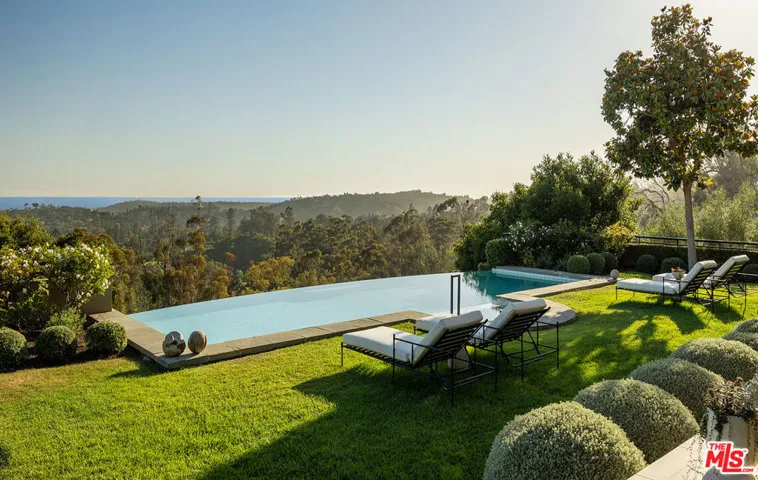 Infinity Edge Pool