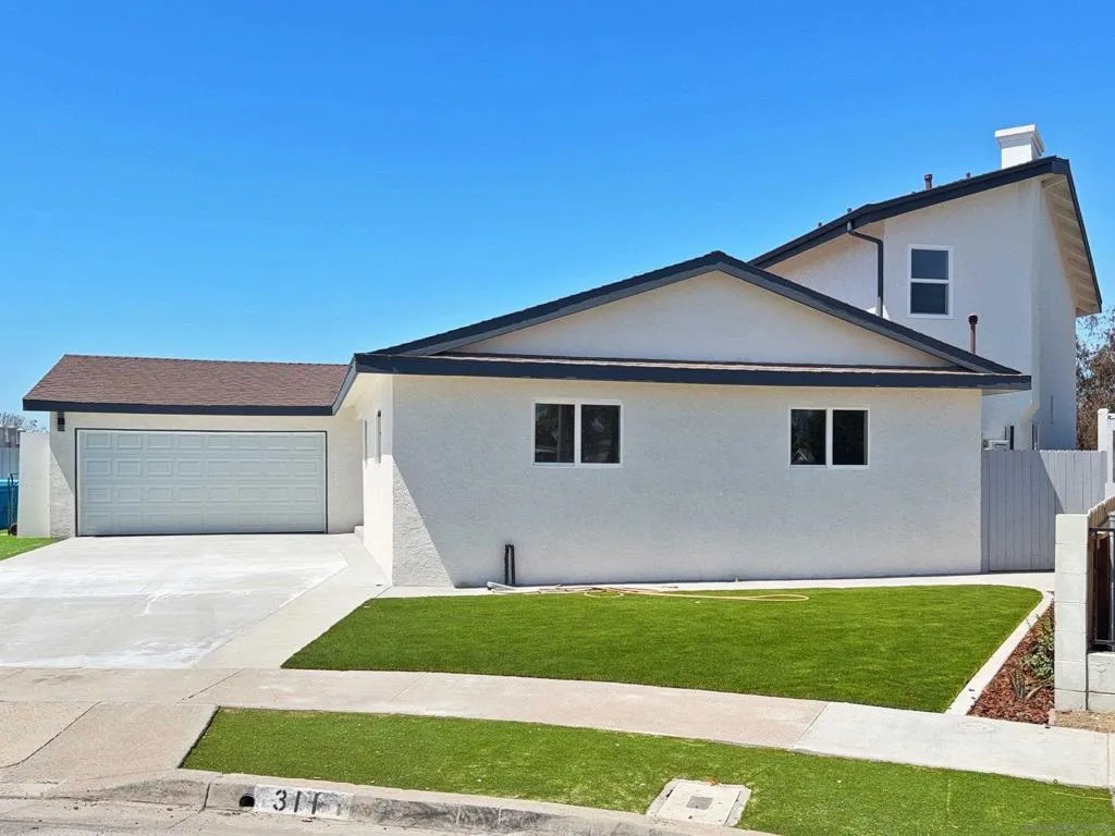 311 Rosebud Ln
