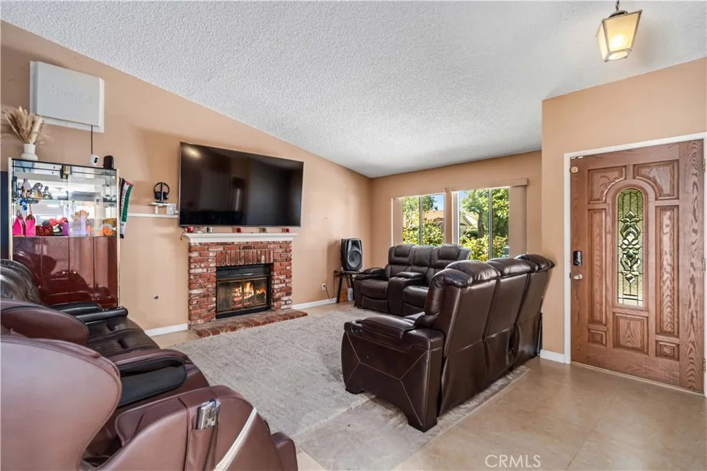 2052 E Avenue R12, Palmdale, California 93550 — photo 5