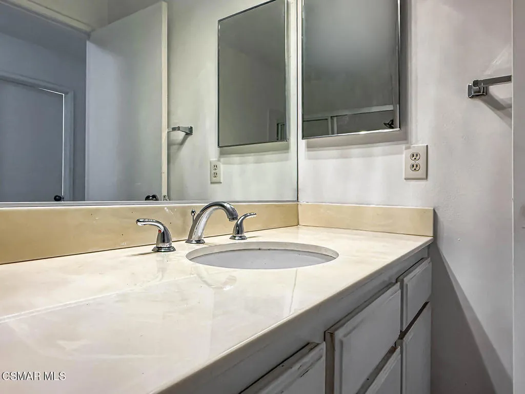 jShared Bath2