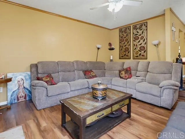5949 Tonawanda Drive, San Diego, California 92139 — photo 5