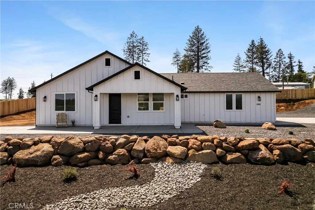 5693 Feather River Pl