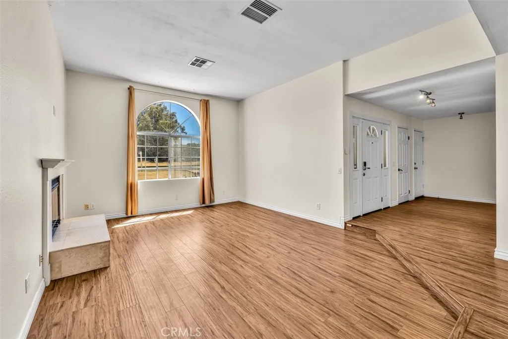 58832 Natoma, Yucca Valley, California 92284 — photo 5