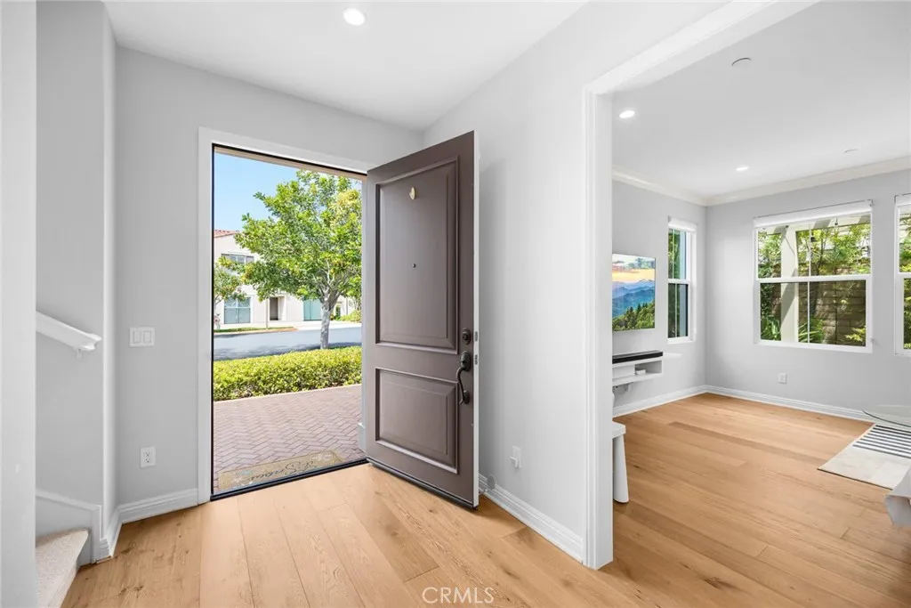 166 Working Ranch, Irvine, California 92602 — photo 4