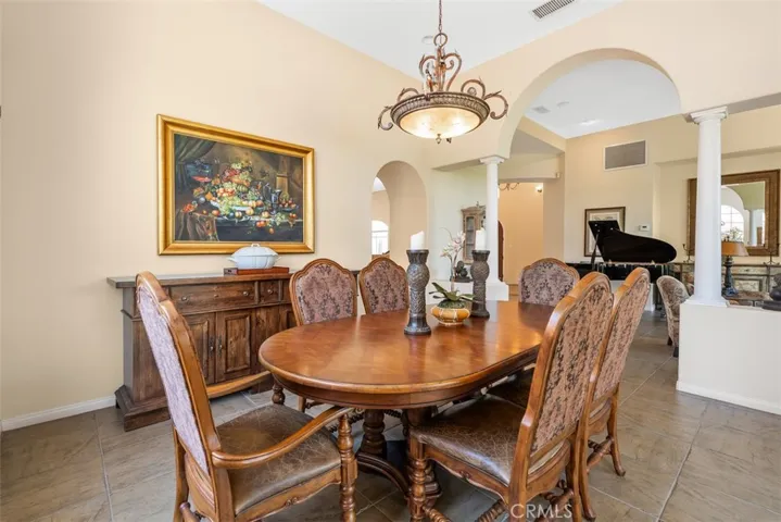 Formal dining room