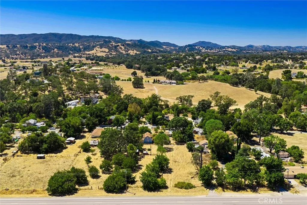 16255 Walnut, Atascadero, California 93422 — photo 4