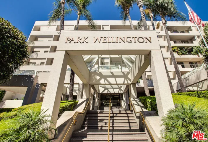 1131 Alta Loma Road 602, West Hollywood, California 90069 — photo 4