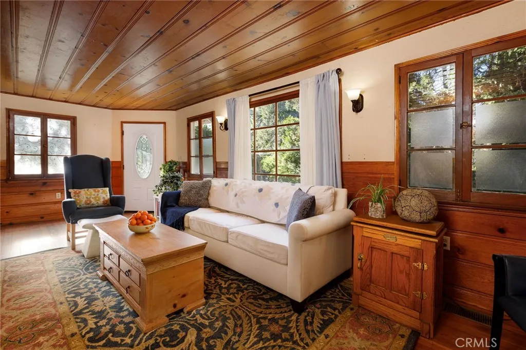 23969 Wildwood Lane, Crestline, California 92325 — photo 4