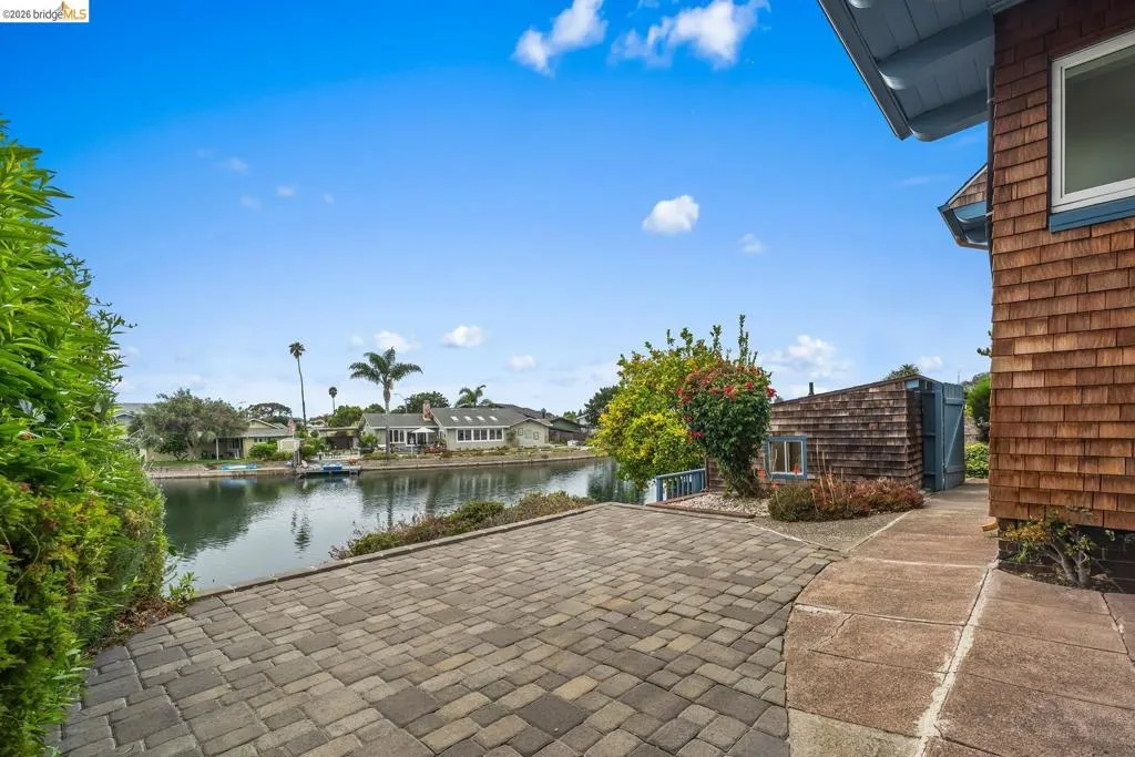 2000 Clinton Ave, Alameda, California 94501 — photo 4