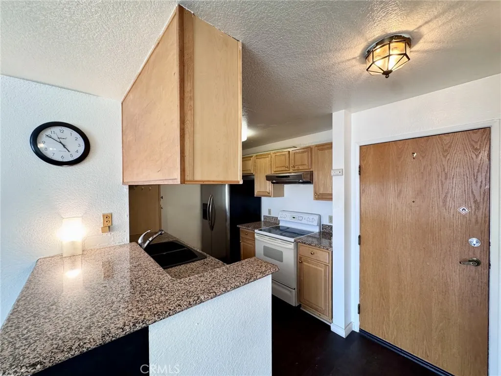 11410 Dolan Avenue 340, Downey, California 90241 — photo 4