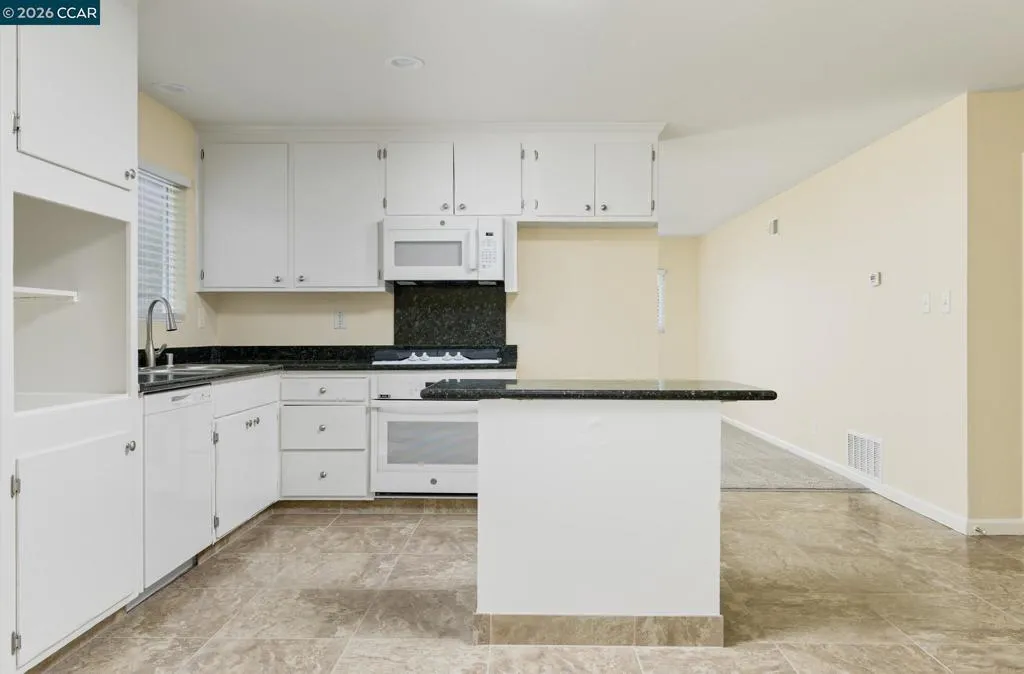 185 Coleridge Dr, Vallejo, California 94591 — photo 4