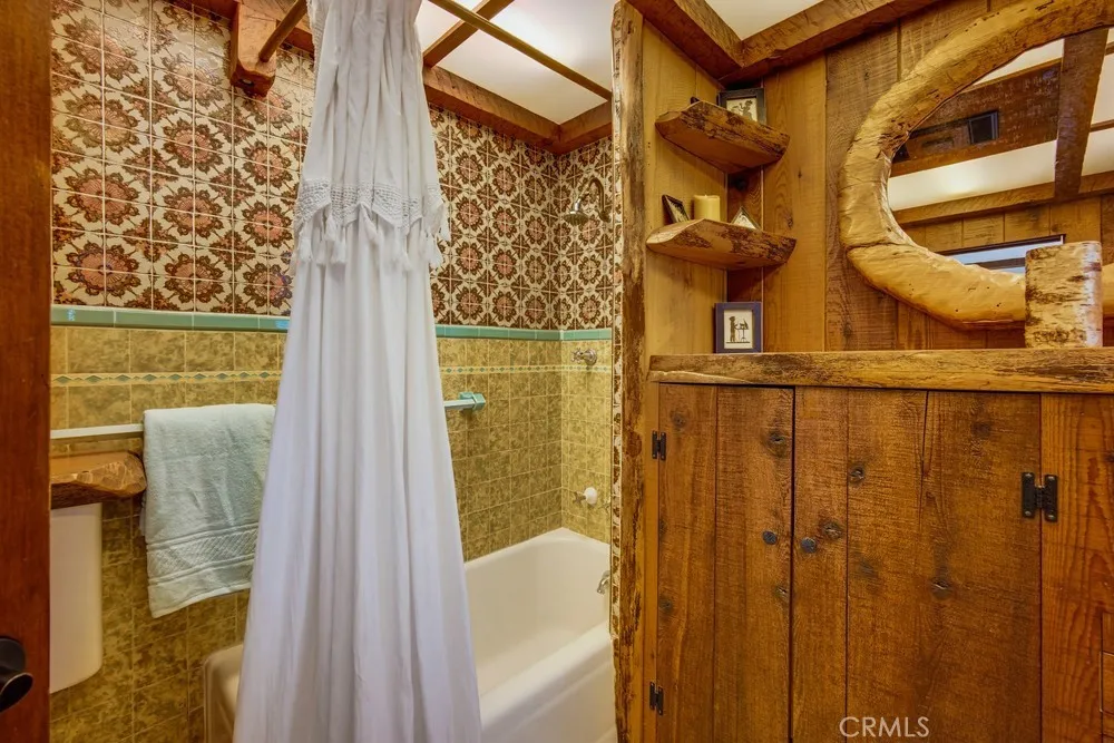 Main Floor Bathroom