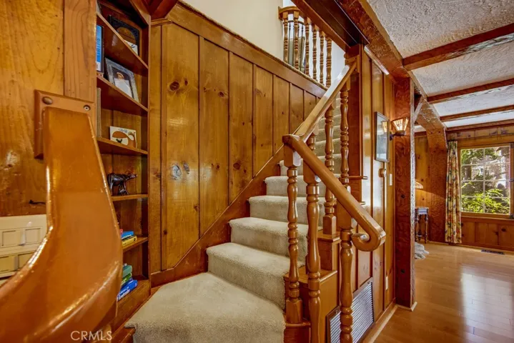 Stairs to 2nd Floor