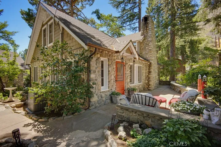Chapman Legacy Home