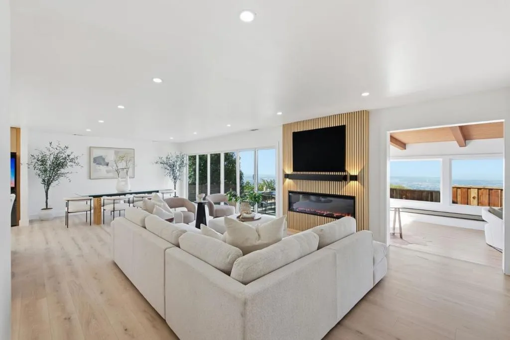 141 Rishell Dr
