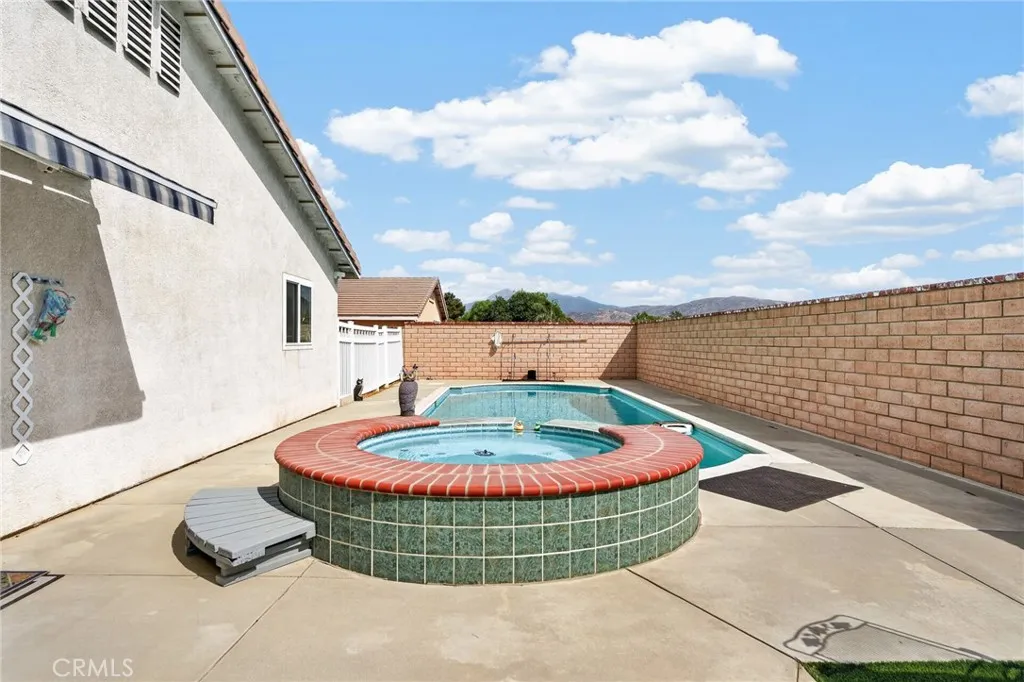 Pool/ Spa
