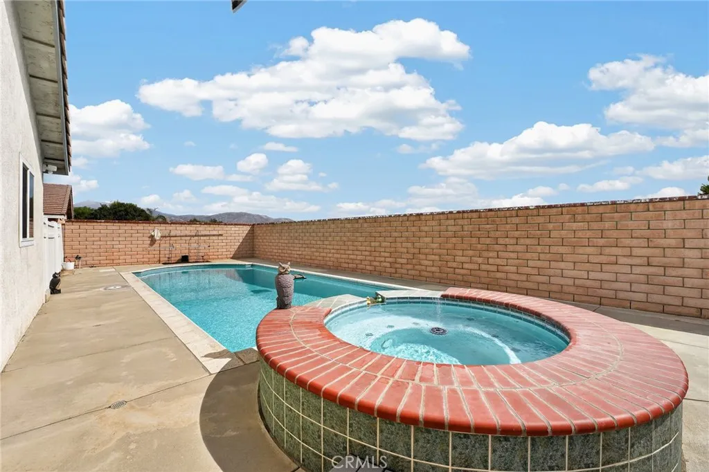 Pool/ Spa