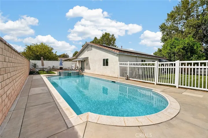 Pool/ Spa