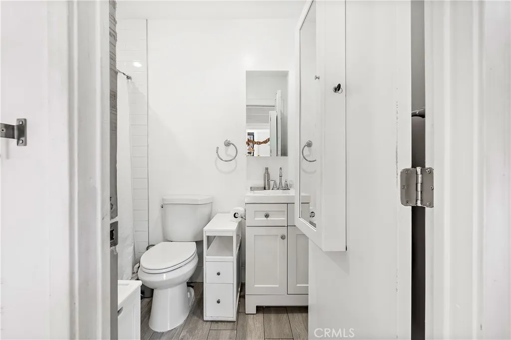 2nd Floor - Unit 5