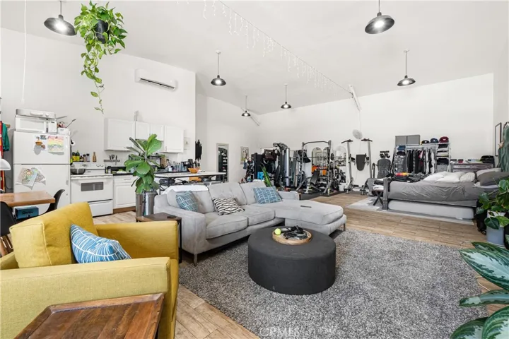 2nd Floor - Unit 3