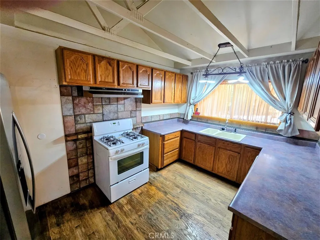 981 Lausanne Drive, Crestline, California 92325 — photo 4