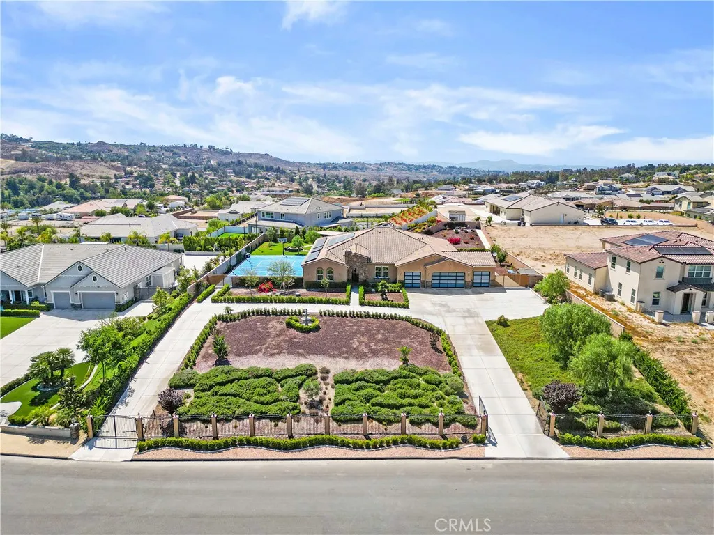 16282 Ginger Creek