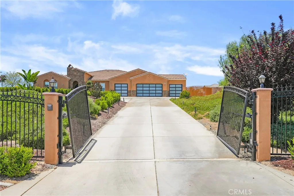16282 Ginger Creek, Riverside, California 92504 — photo 5