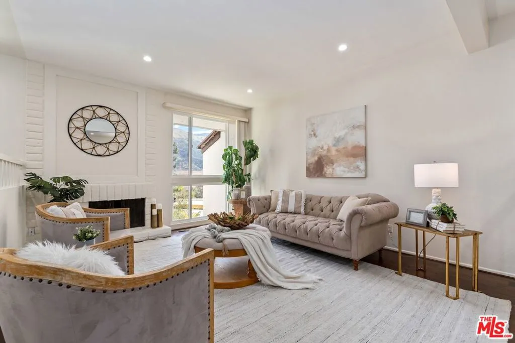 17253 Palisades Circle, Los Angeles, California 90272 — photo 4