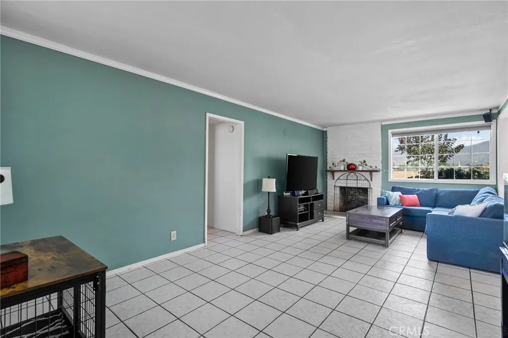 435 E Nubia, Covina, California 91722 — photo 5