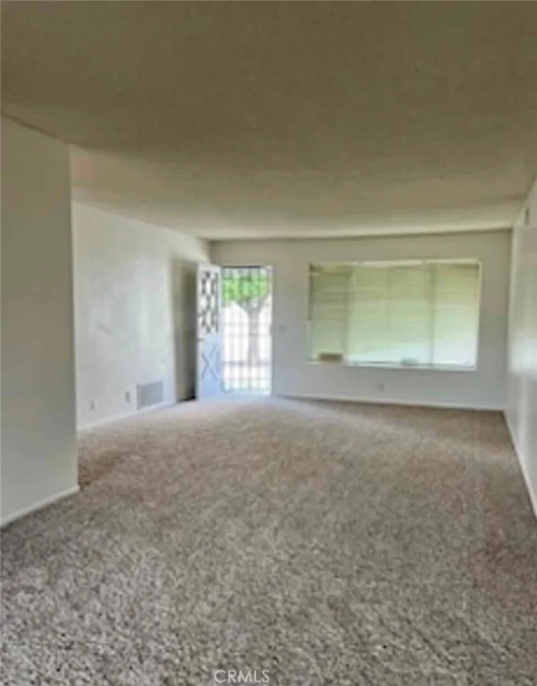 600 S Lyon, Hemet, California 92543 — photo 4