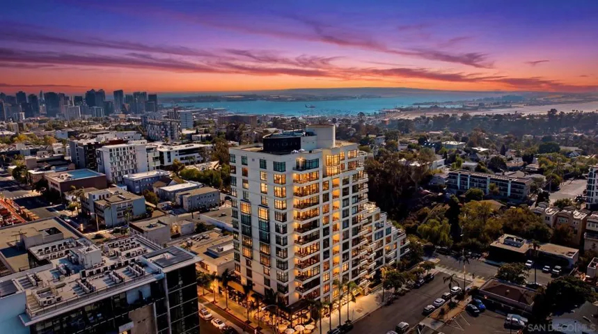 https://zimg.paragon.ice.com/ParagonImages/Property/PA/SDMLS/-533432/1/3072/2304/d816f264545a56a68d462dc8c2814472/3/6644f3e16a381c56fa61031f3655ef54/-533432-875cd819-ec56-40e7-bebf-11850ad1457f.JPG