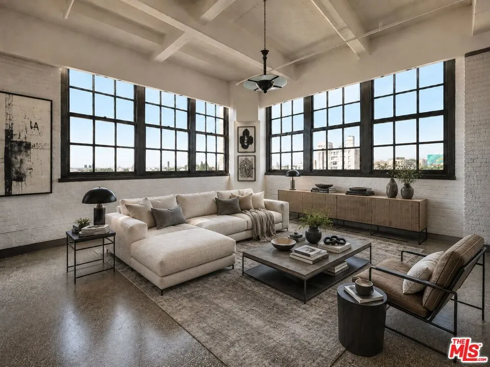 1850 Industrial St