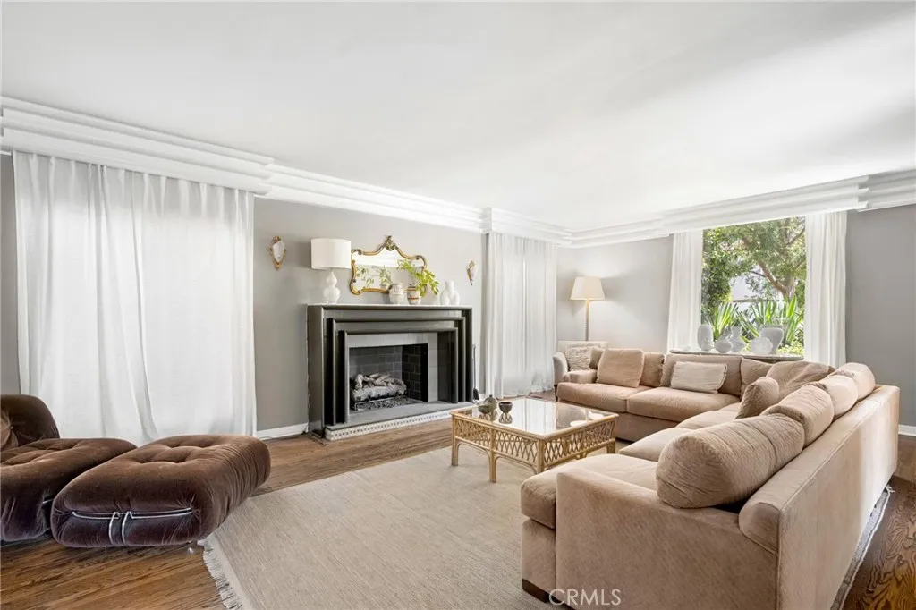 1319 Rossmoyne, Glendale, California 91207 — photo 4