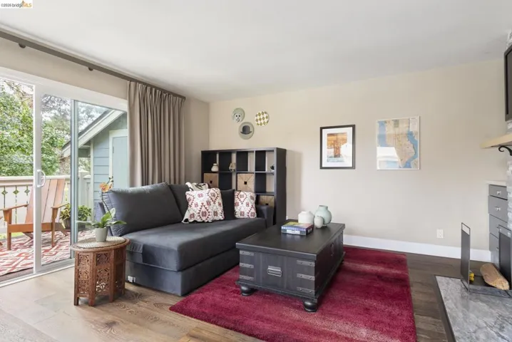 122 Lakeshore Ct, Richmond, California 94804 — photo 4