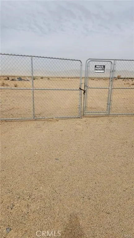 0 0452143210000, Lucerne Valley, California 92356 — photo 5