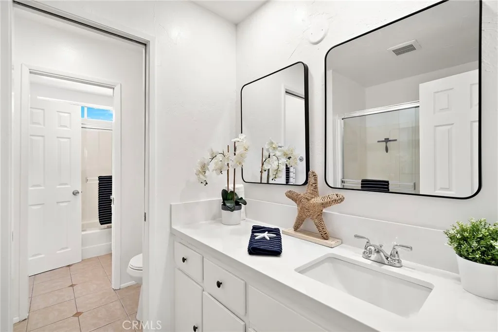Upstairs Bathroom