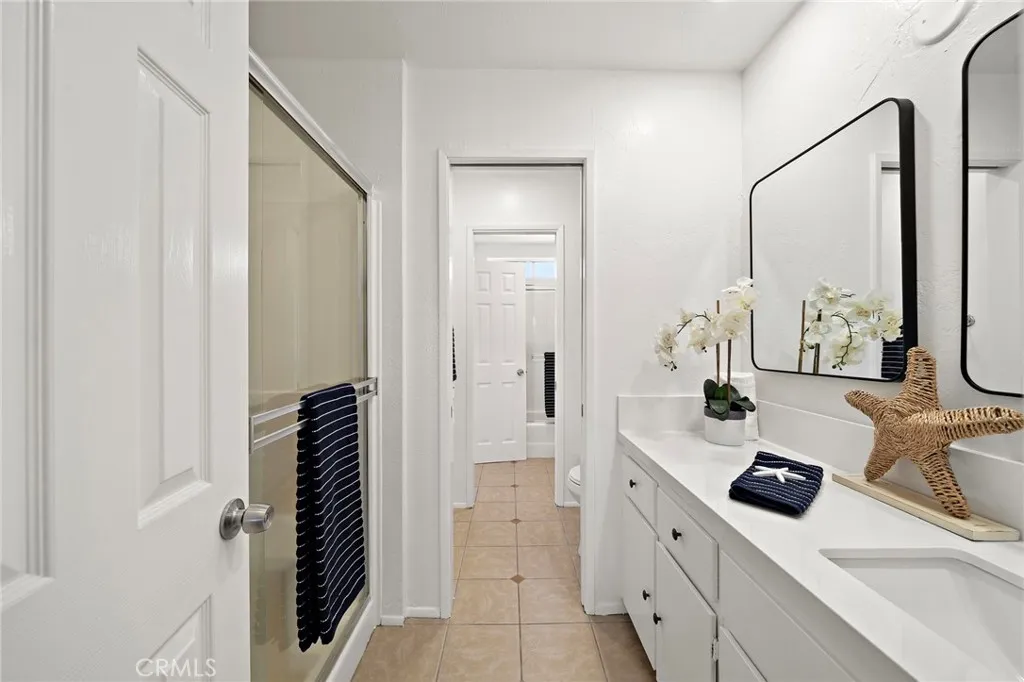 Upstairs Bathroom