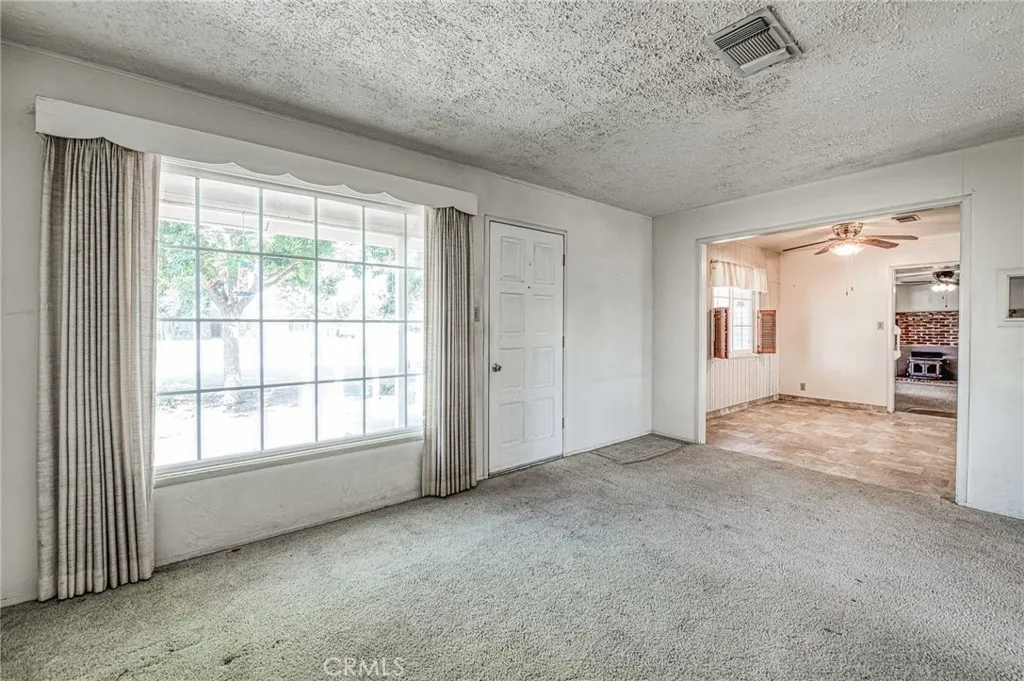 9728 S Zumwalt, Reedley, California 93654 — photo 4