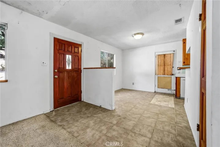 Entry and Dining room