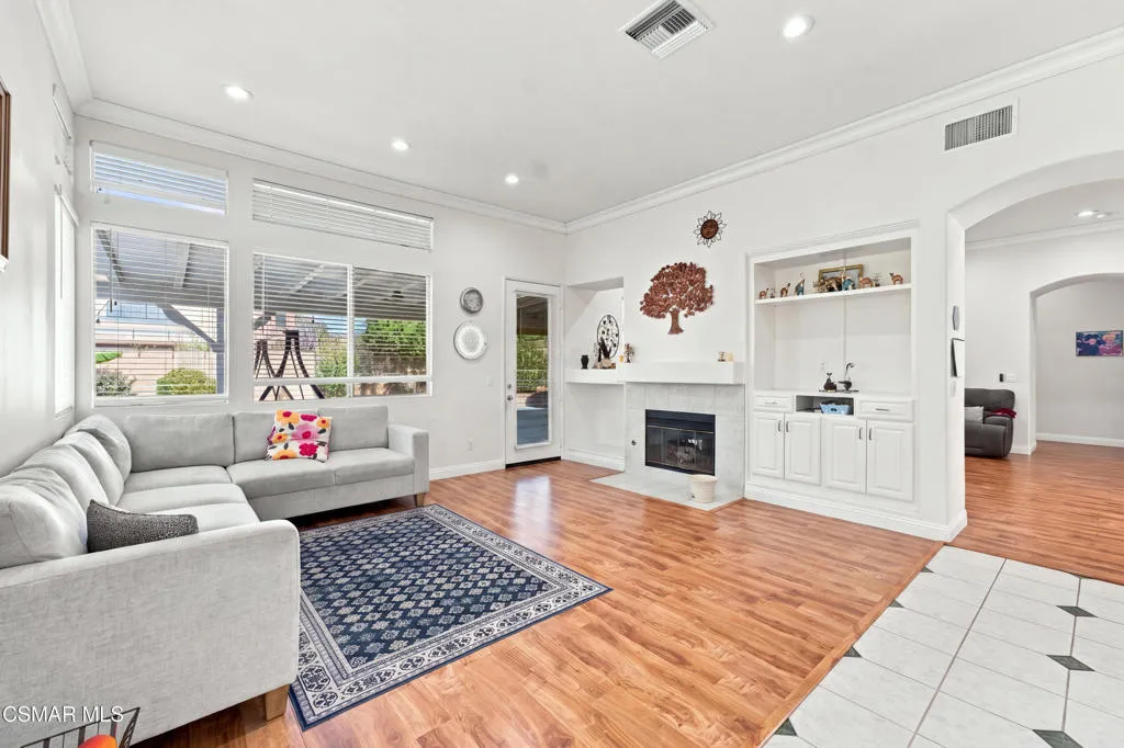 2809CimmaronAve-7