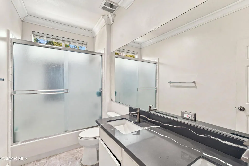 2809CimmaronAve-16