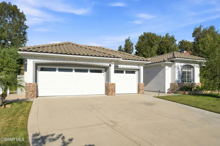 2809CimmaronAve-1