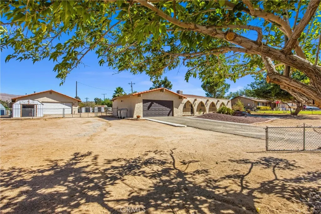 9419 Guava, Hesperia, California 92345 — photo 5