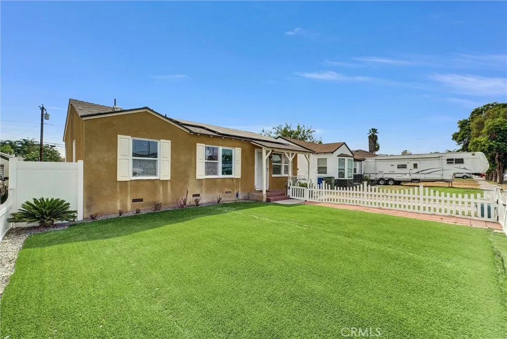 649 S K, San Bernardino, California 92410 — photo 5