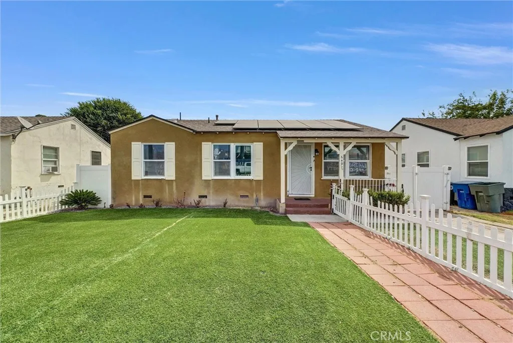 649 S K, San Bernardino, California 92410 — photo 4