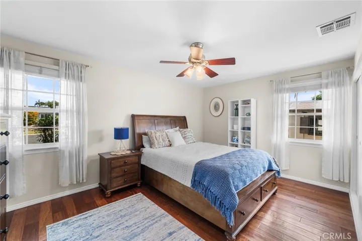 Secondary bedroom